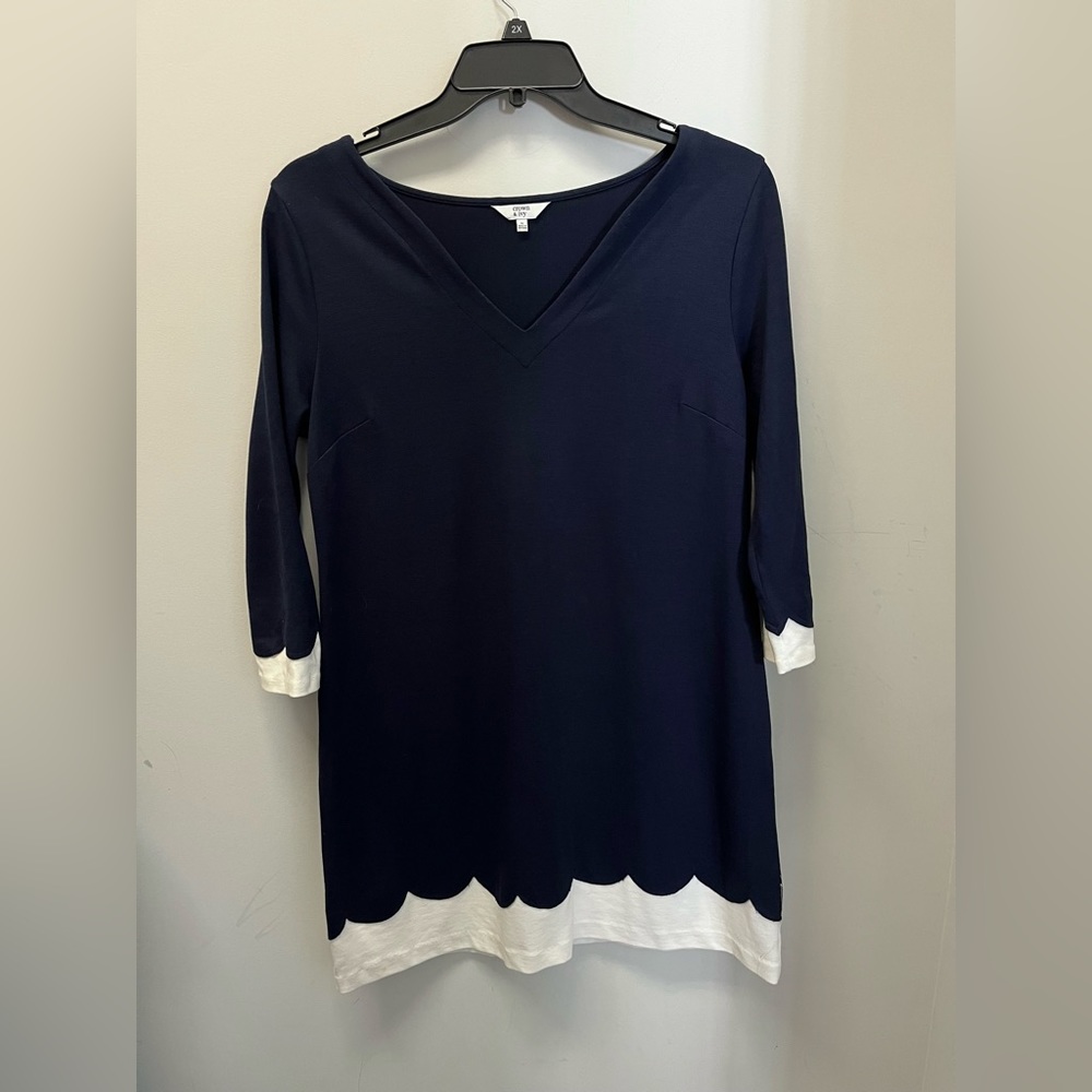 Crown and Ivy 3/4 sleeve dress size Medium